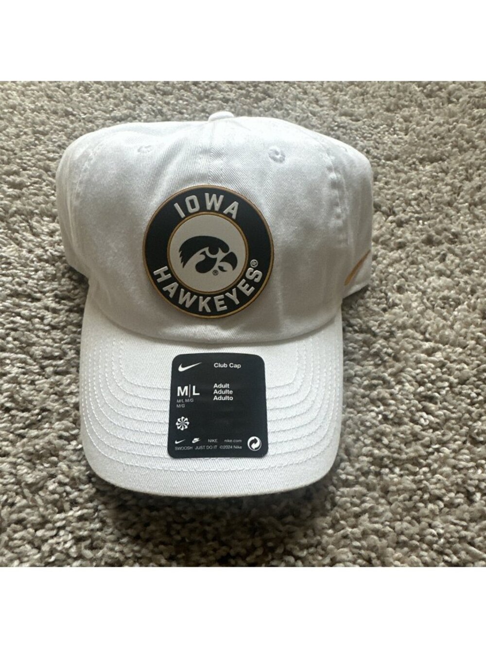 Nike Iowa Hawkey baseball Cap White Size M/L Adjustable NCAA Unisex Adults